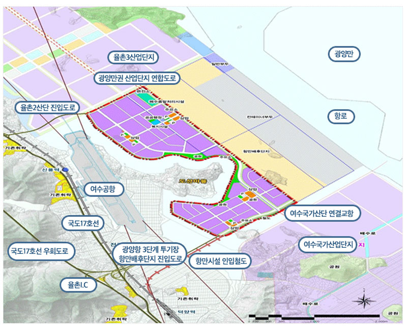 율촌 제Ⅱ지방산업단지는 광양만 근처 남서쪽에 자리하고 있으며 광양만방향으로 항로가 지나가고 남서쪽 육지 주변에는 북쪽에서 남쪽방향으로 여수공항,국도17호선, 국도17호선 우회도로, 율촌IC, 광양항 3단계 두기장 항만배후단지 진입도로, 항만시설 인입철도가 있으며 북서쪽에는 육촌3산업단지, 광양만권 산업단지 연합도로, 율촌2산단 진입도로가 있고 남동쪽에는 여수국가산단 연결교항, 여수국가산업단지가 있습니다.