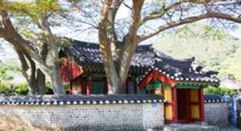 여수 손죽도 이대원사당