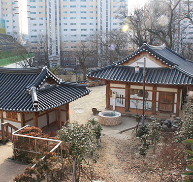 충민사