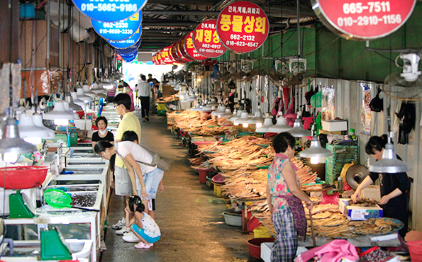 수산시장 골목풍경