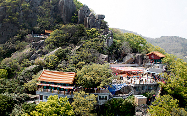 일출,일몰로 유명한 남도의 명소 향일암 전경