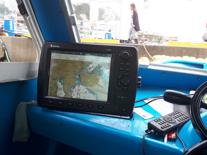 5-1 여수시, 2026년 어선사고 예방시스템 구축사업 본격 시행.jpg