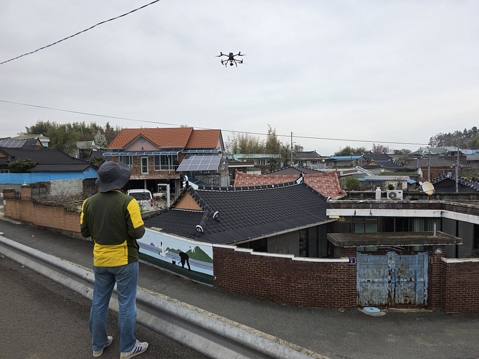 5 여수시, 전남 최초 ‘3D 입체 드론 정밀영상’ 지적재조사에 도입.jpg